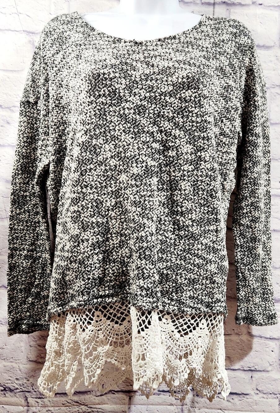 EZ Clothing Black White Knitted Sweater Top With Crochet Lace Trim Medium Soft